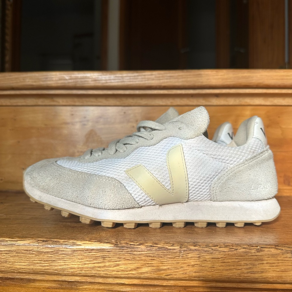 Veja Rio Branco Sneakers